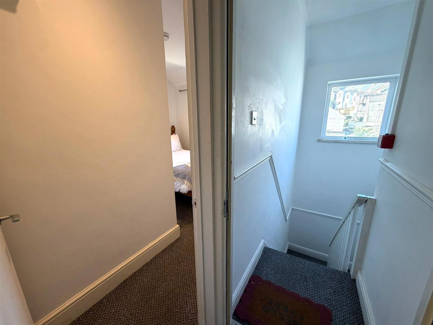 The Grove, Uplands, Swansea, SA2 0QS